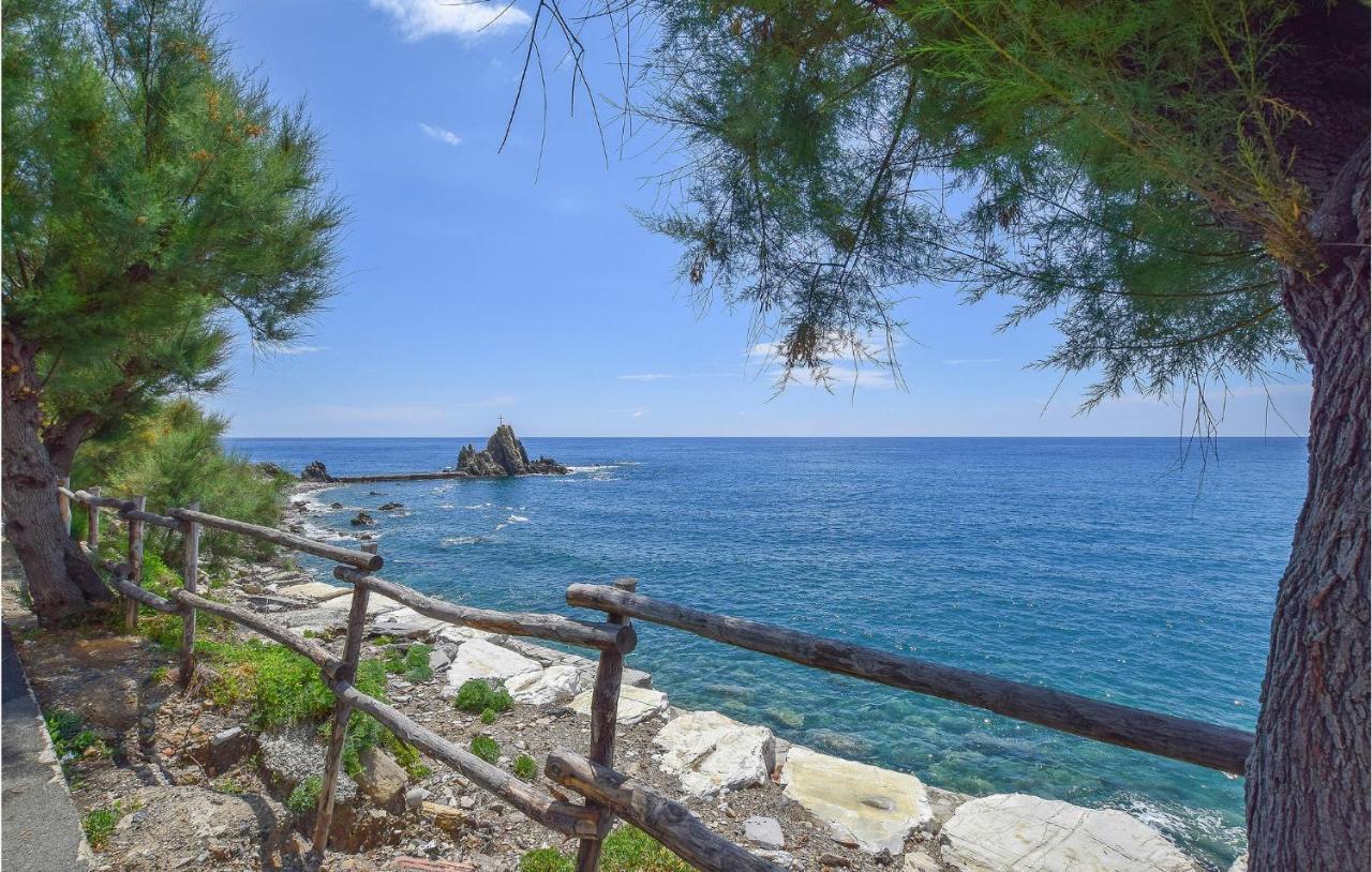 Nice Apartment In Moneglia With House Sea View Bagian luar foto
