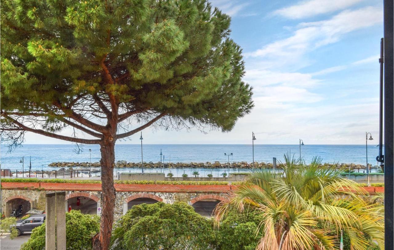 Nice Apartment In Moneglia With House Sea View Bagian luar foto